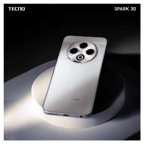 Tecno Spark 30- 128Go-Ram 8 -  6.78"- 5000 mAh